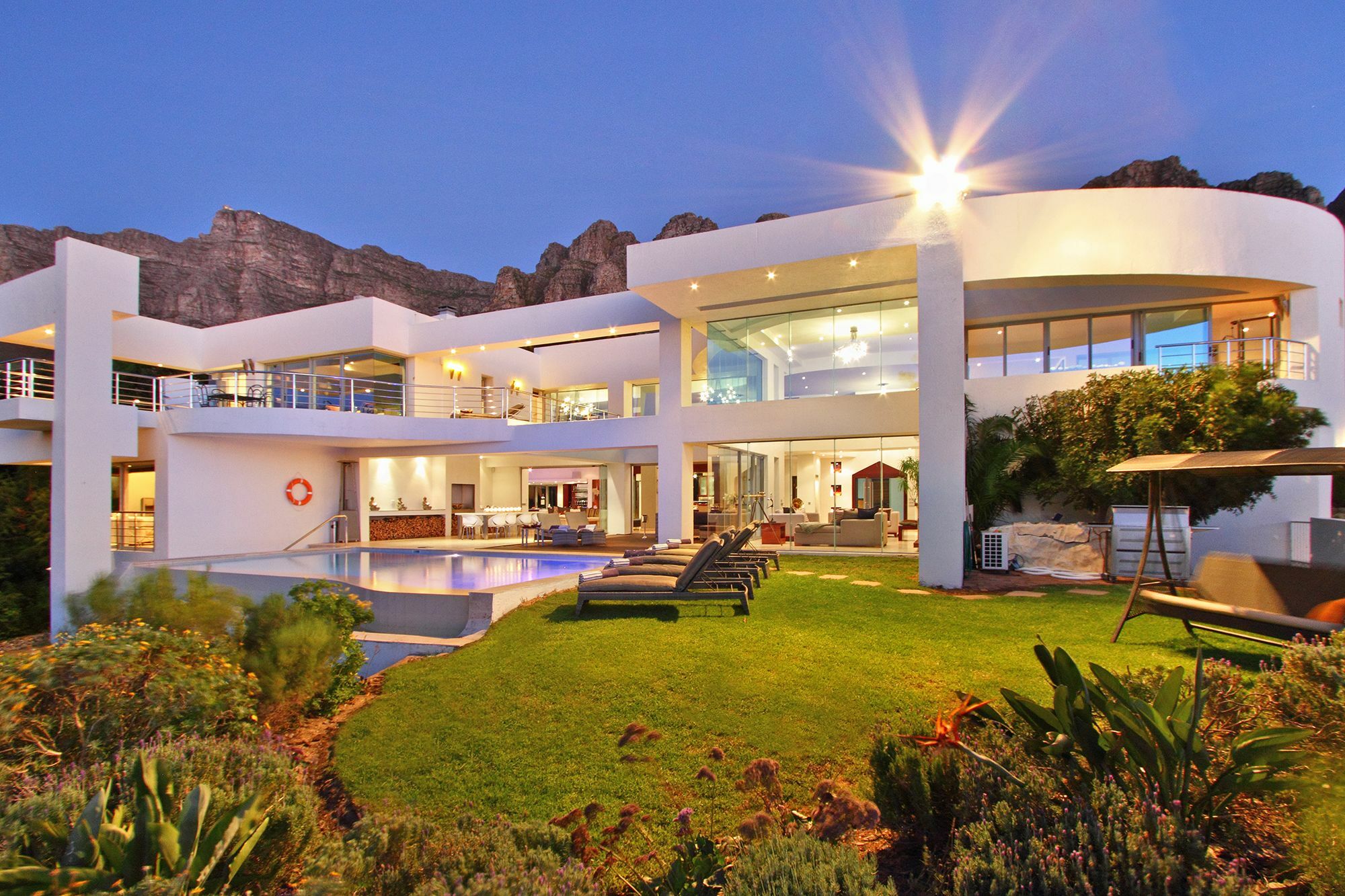 Hollywood Mansion & Spa Camps Bay Кейптаун Екстериор снимка